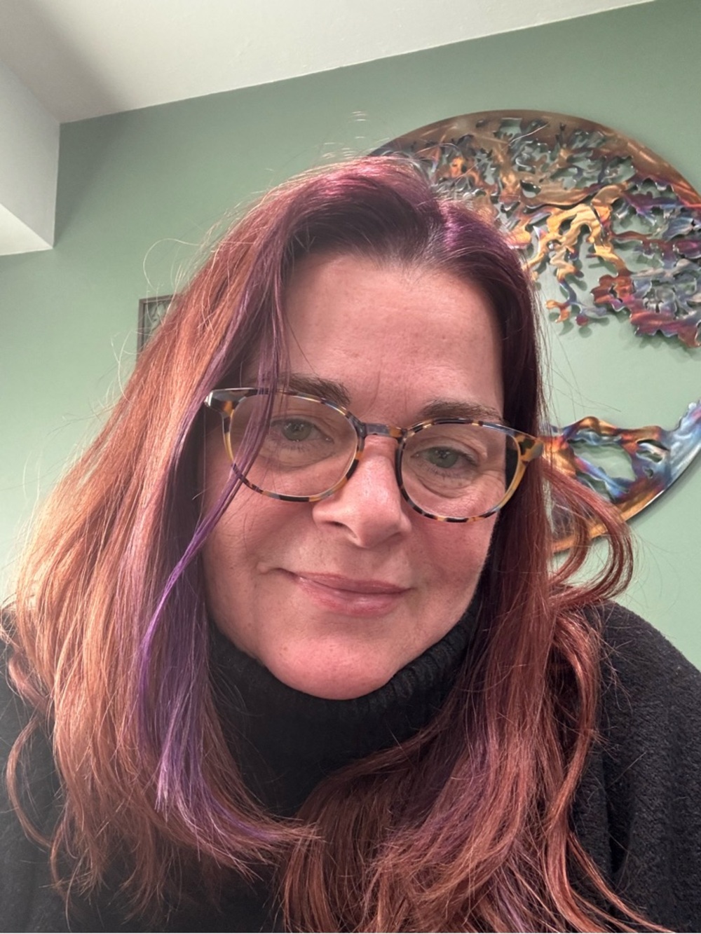 Meet your Posher, Cassandra